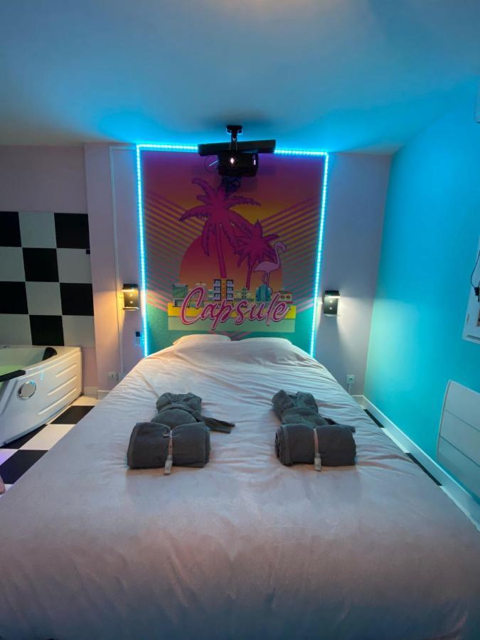 Capsule Miami Vice - Jacuzzi - Billard - Ecran Cinema & Netflix - Ping-Pong - Nintendo & Jeux- Lievin Exterior photo