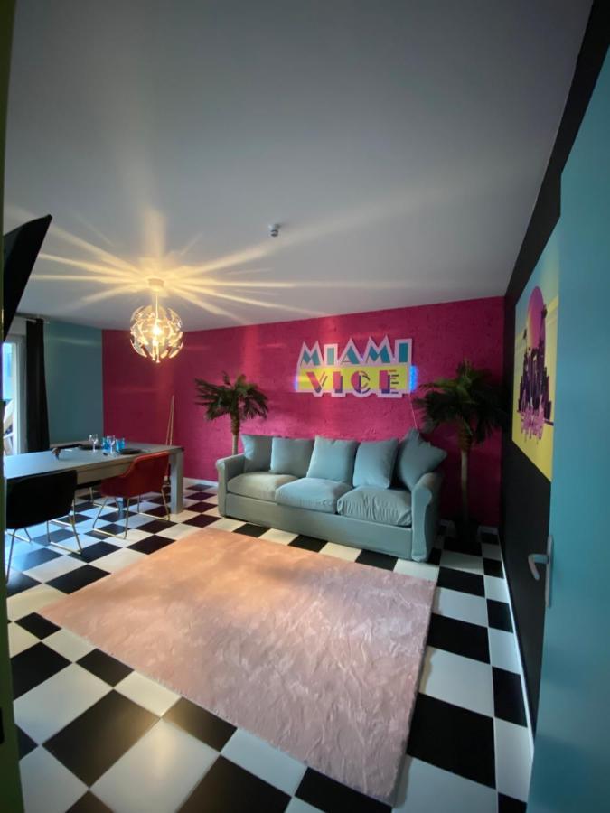 Capsule Miami Vice - Jacuzzi - Billard - Ecran Cinema & Netflix - Ping-Pong - Nintendo & Jeux- Lievin Exterior photo