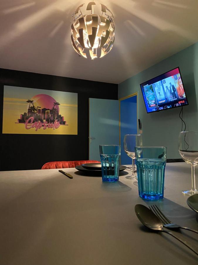 Capsule Miami Vice - Jacuzzi - Billard - Ecran Cinema & Netflix - Ping-Pong - Nintendo & Jeux- Lievin Exterior photo