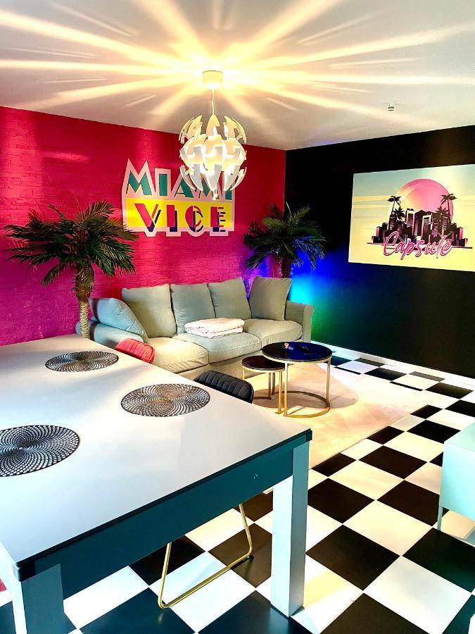 Capsule Miami Vice - Jacuzzi - Billard - Ecran Cinema & Netflix - Ping-Pong - Nintendo & Jeux- Lievin Exterior photo